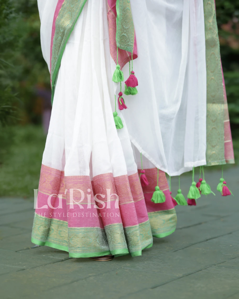 Amudha Off White 120 Count Mul Mul Cotton Saree - Image 2