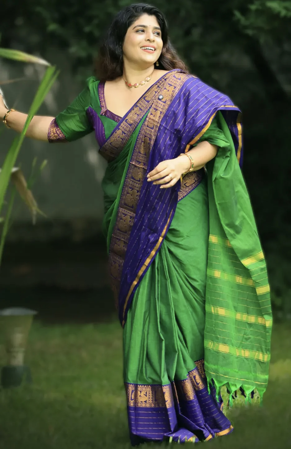 Anandhi Pure Narayanpet Saree - Image 3