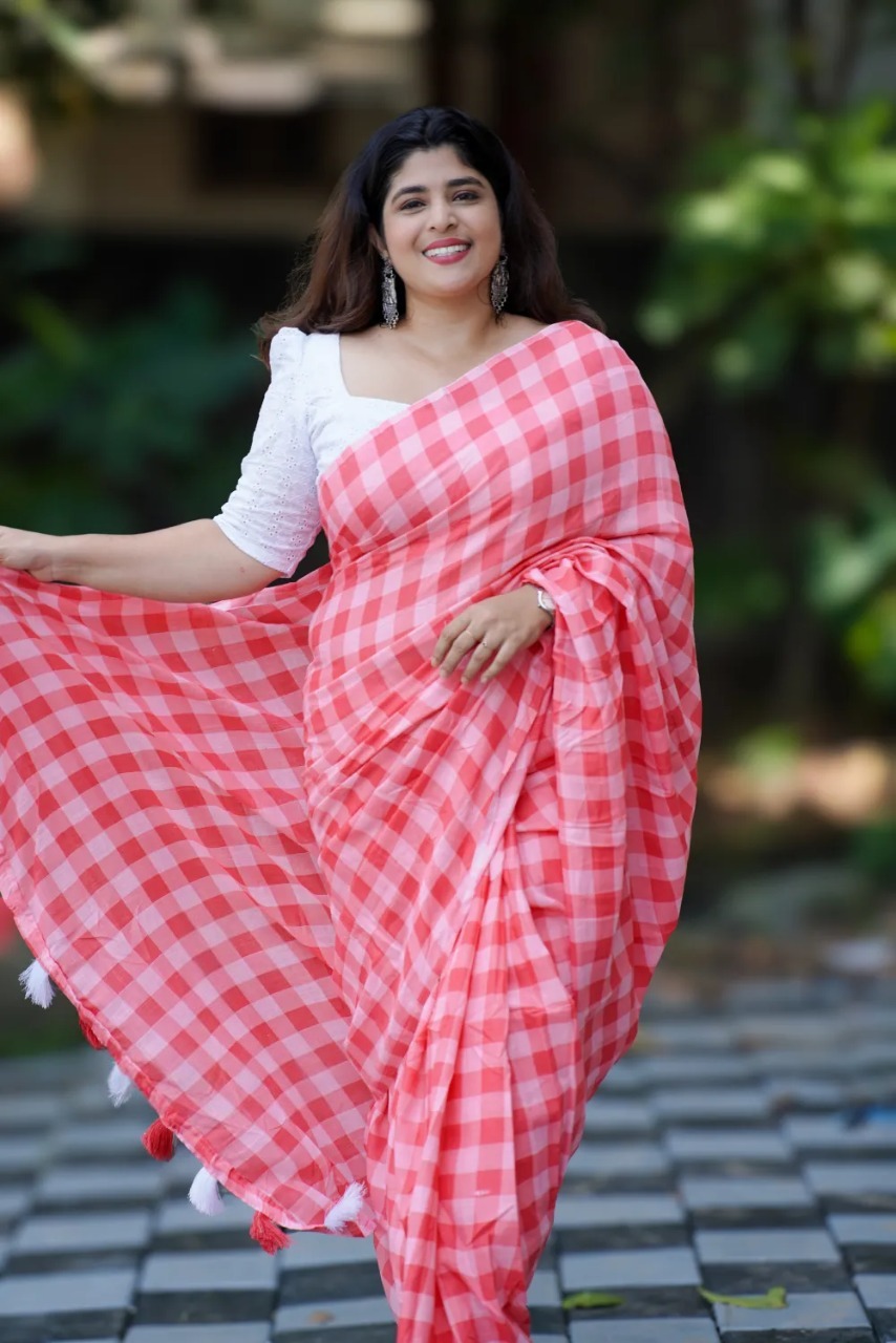 Cherry Linen By Cotton Saree - Image 2