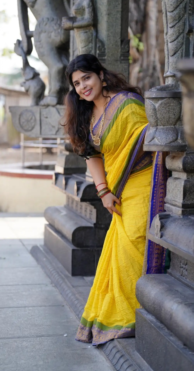 Manjal Mul Mul Cotton Saree - Image 3