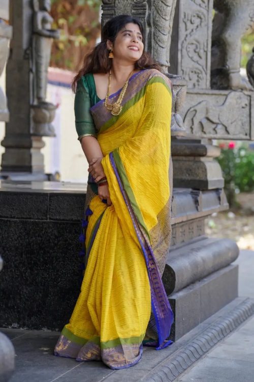 Manjal Mul Mul Cotton Saree