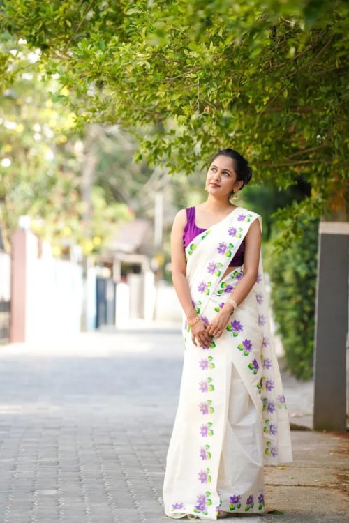 Neelathamara Set Mund