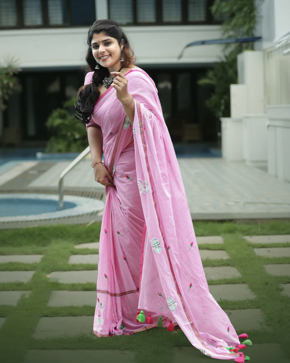 Neeraja 120 Count Mul Mul Cotton Saree - Image 2