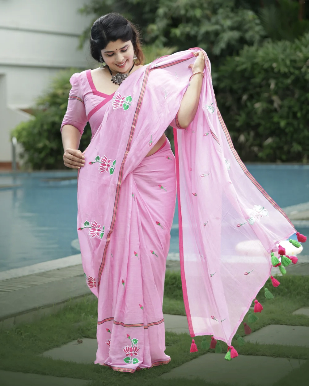 Neeraja 120 Count Mul Mul Cotton Saree - Image 3