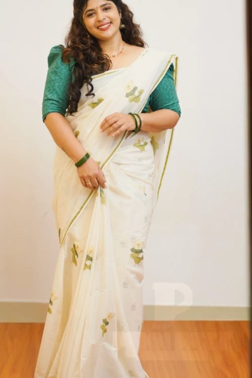 Pushpam Puliyilakara Kerala Saree