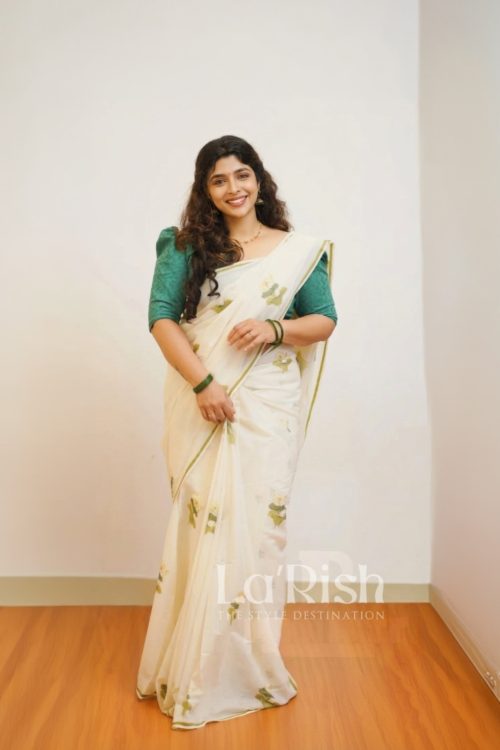 Pushpam Puliyilakara Kerala Saree